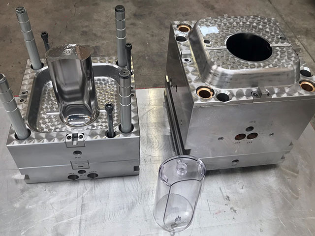 injection molding kettle molds
