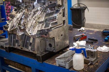 injection molding toolroom